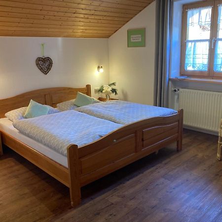 Haus Petra Und Toni Holzheu Apartment Бад Хинделанг Екстериор снимка